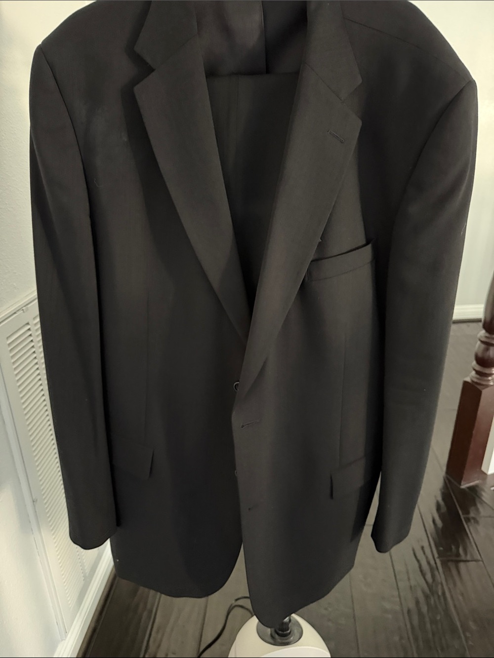 Classic Men's Black Suit Blazer - Timeless Tailored Jacket and cuffed pants